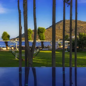 Hotel Liv By Bellazure, Akyarlar